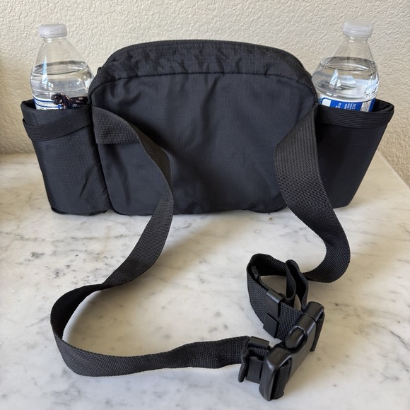 Jansport Unisex Black Fanny Pack Hydration Waist Hiking Bag Holds 2 Water Bottle - Picture 2 of 3
